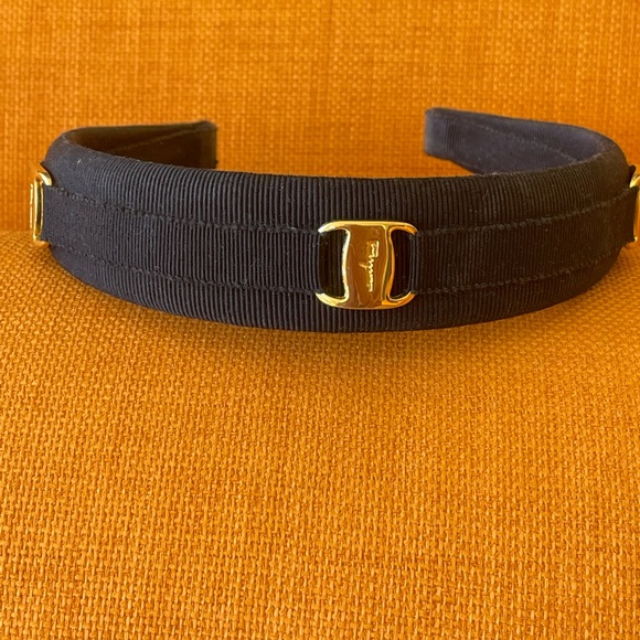 Vintage SaLVATORE FERRAGAMO black grosgrain gold hardware HEADBAND - Picture 3 of 8